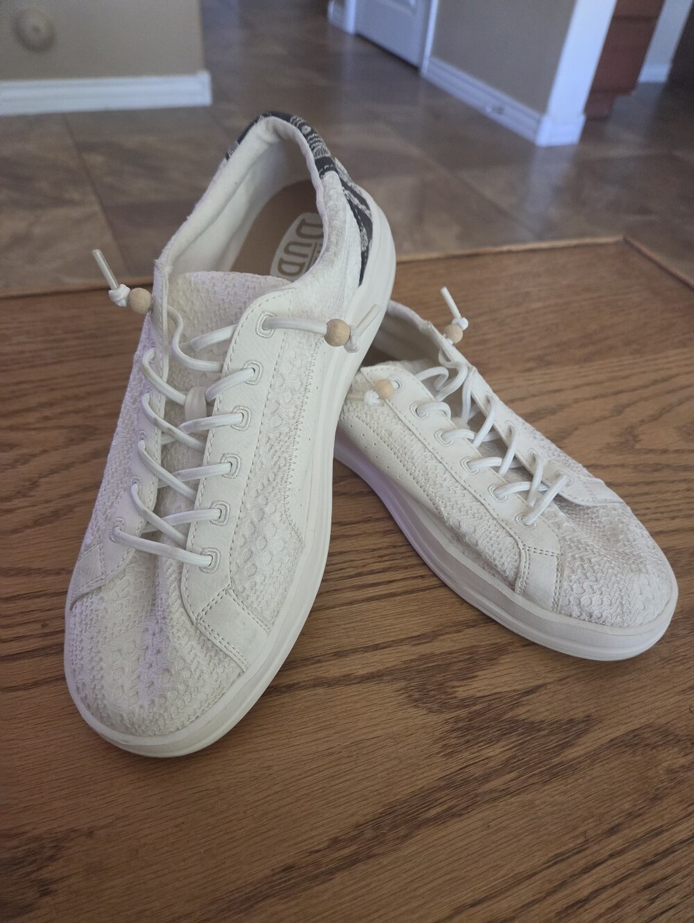 Hey Dude Karina Boho Crochet Shoes Sneakers White Gray Lightweight Womens 10
